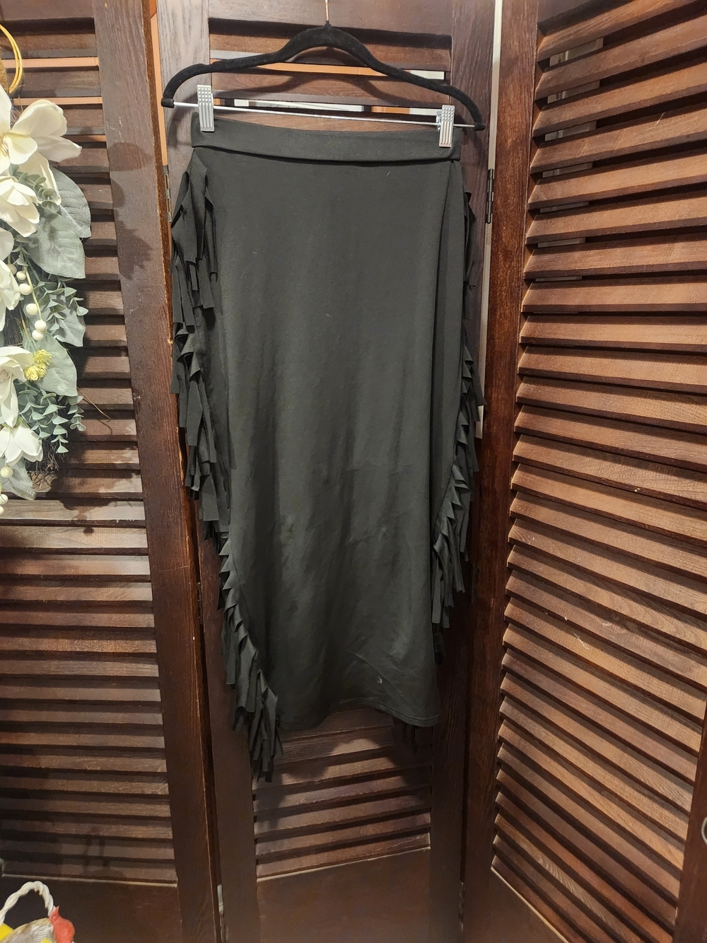Black Fringe Maxi Skirt - Women's Stylish Side-Tassel Design